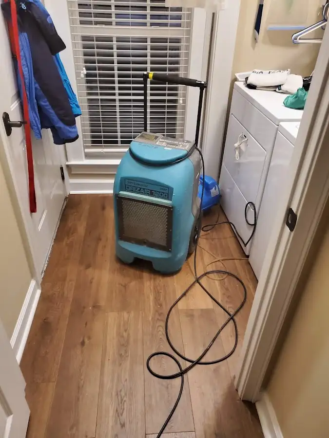 Commercial dehumidifier deployed for Crawl Space Restoration in Rosenberg